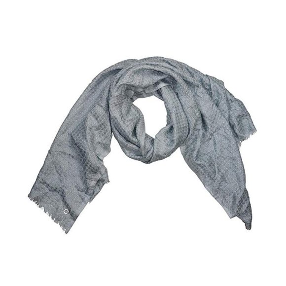 Calvin Klein Waffle-Knit Evening Wrap - Picture 2 of 5